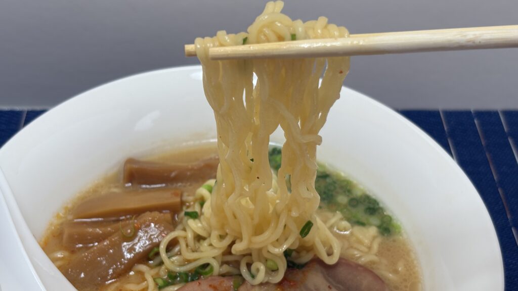 一蘭ちぢれ袋麺 麺