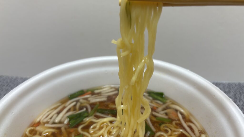 凄麺 サンマー麺カップ麺 麺