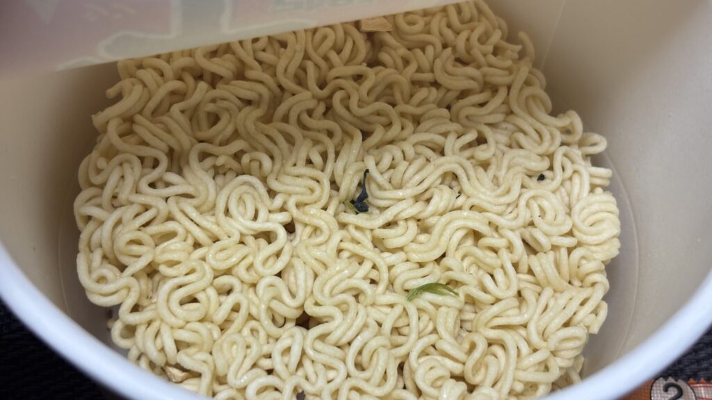 辛ラーメン トゥーンバ カップ麺
