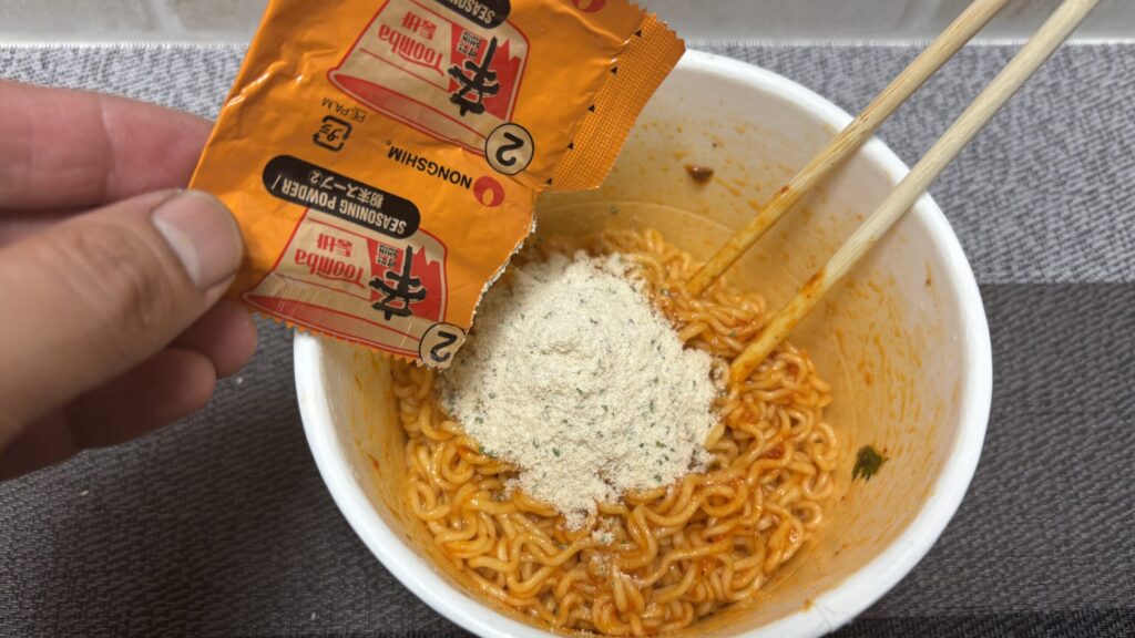 辛ラーメン トゥーンバ カップ麺