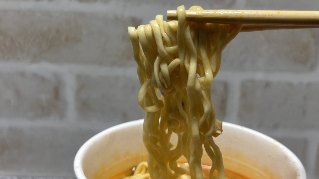 セブンプレミアム 酸辣湯麺カップ麺