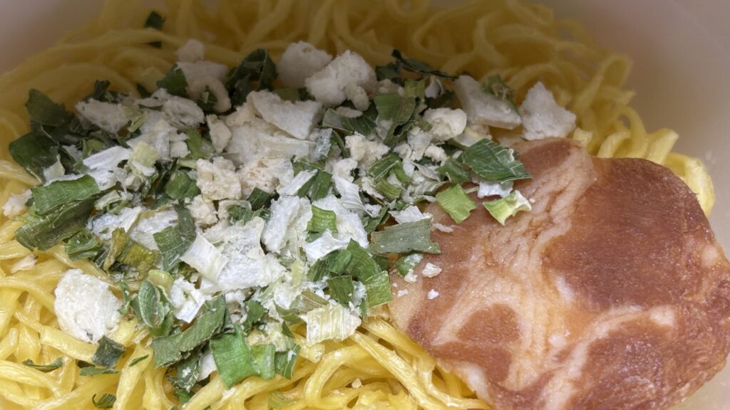 ニュータッチ凄麺 新潟背脂醤油ラーメン