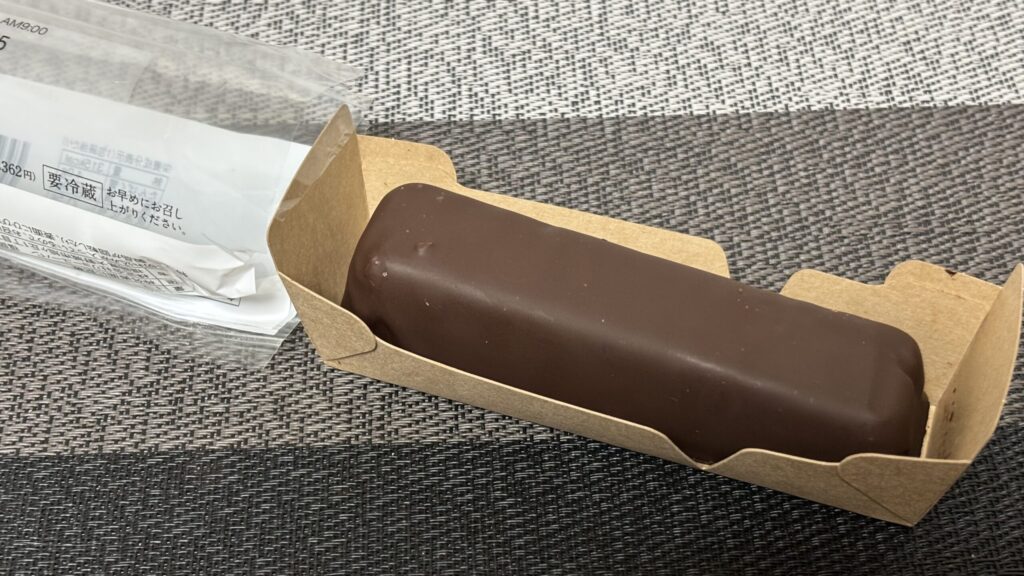 ご褒美スティックケーキ ショコラとふわとろ生ムース